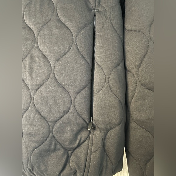 Lululemon Athletica Black Quilted Bomber Jacket - Picture 4 of 8